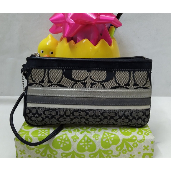 Coach Signature Black Canvas Leather Trim Stripe Zipper Wrislet - Coin Wallet - Picture 1 of 12